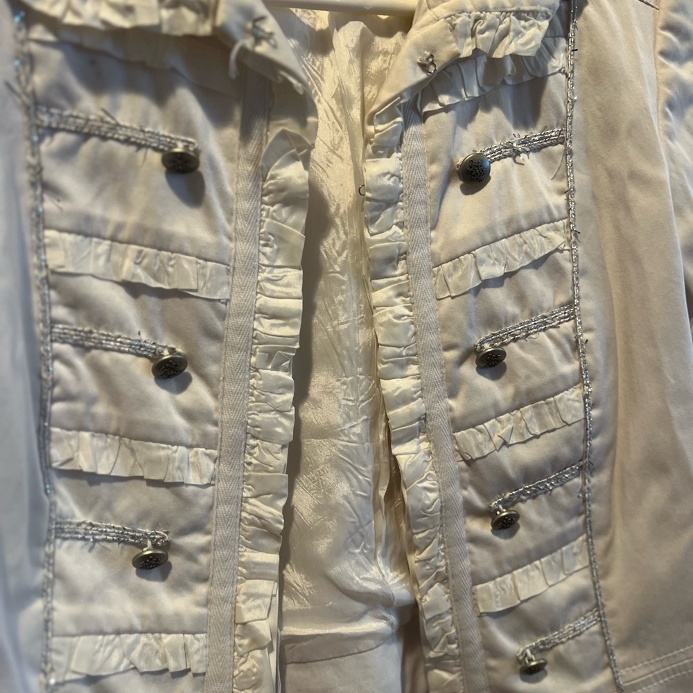 Zara White Structured Blazer with Stand-Up Collar